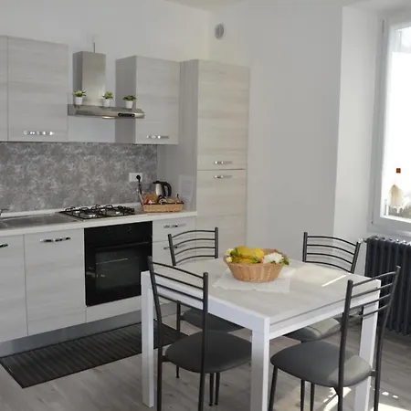 Daire Lescen White - View Lezzeno
